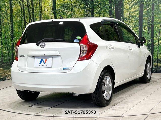 Nissan NOTE 2013-07 7216490-16