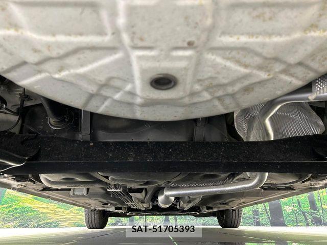 Nissan NOTE 2013-07 7216490-18