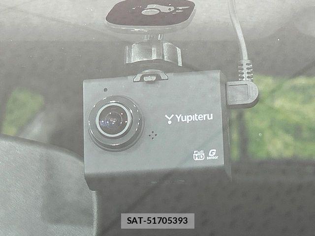 Nissan NOTE 2013-07 7216490-5