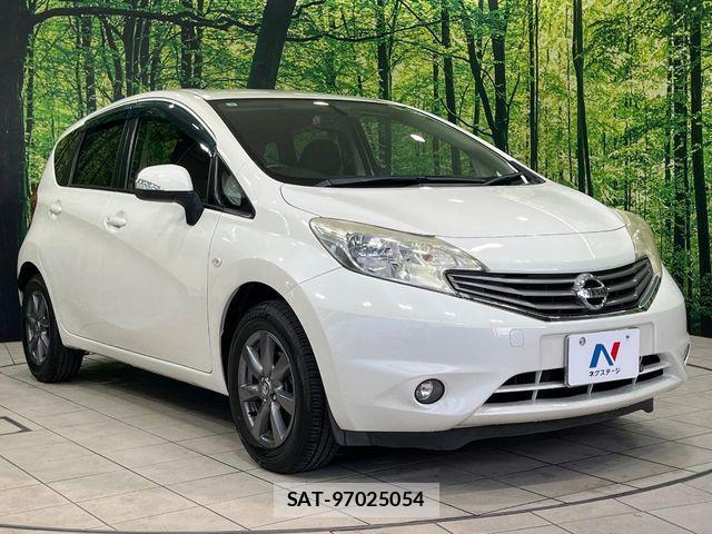 Nissan NOTE 2013-10 7222972-15