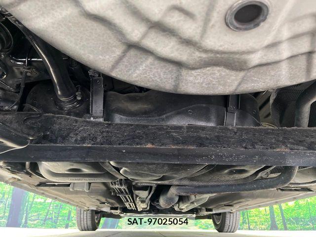 Nissan NOTE 2013-10 7222972-18