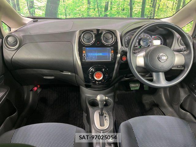 Nissan NOTE 2013-10 7222972-1