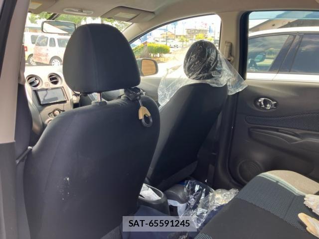 Nissan NOTE 2013-10 7216480-9