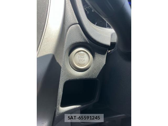 Nissan NOTE 2013-10 7216480-16
