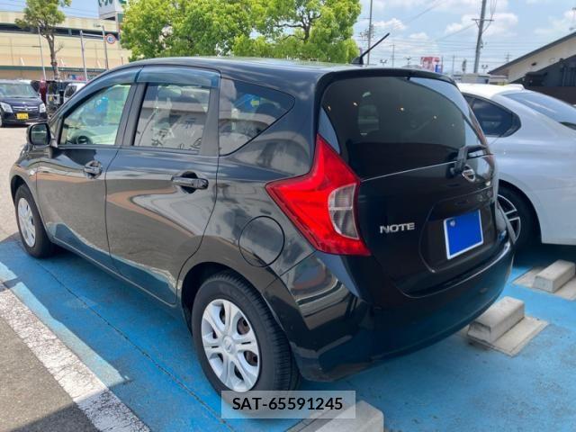 Nissan NOTE 2013-10 7216480-6