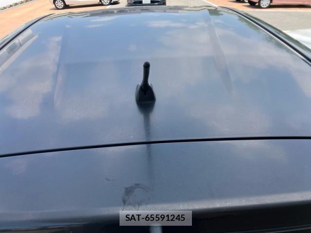 Nissan NOTE 2013-10 7216480-7