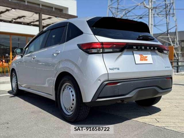 Nissan NOTE 2021-02 7223056-12