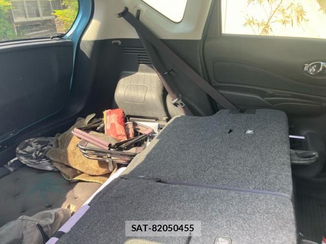 Nissan NOTE 2012-10 7216935-11