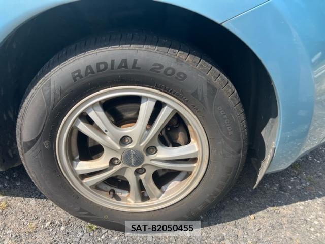 Nissan NOTE 2012-10 7216935-4