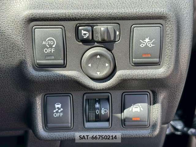 Nissan NOTE 2015-12 7222997-4