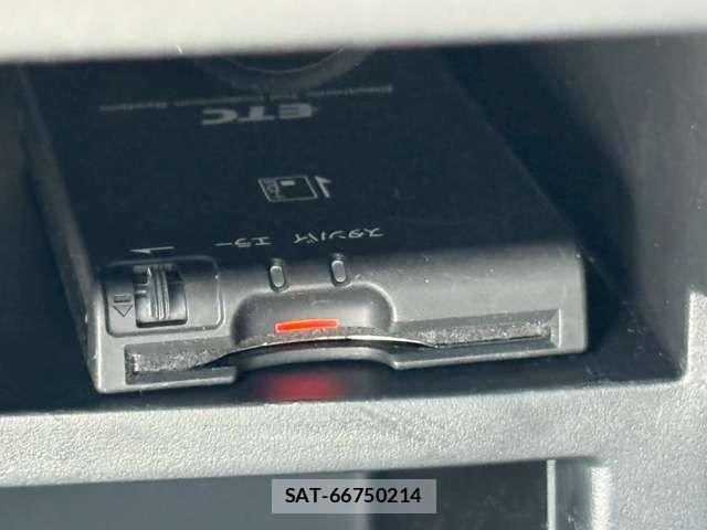 Nissan NOTE 2015-12 7222997-5