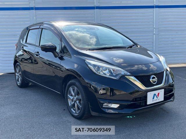 Nissan NOTE 2017-12 7223014-15