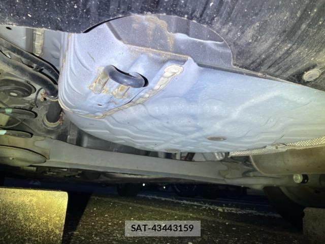 Nissan NOTE 2013-03 7217890-8
