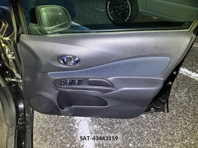 Nissan NOTE 2013-03 7217890-15