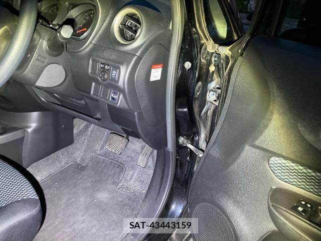Nissan NOTE 2013-03 7217890-20