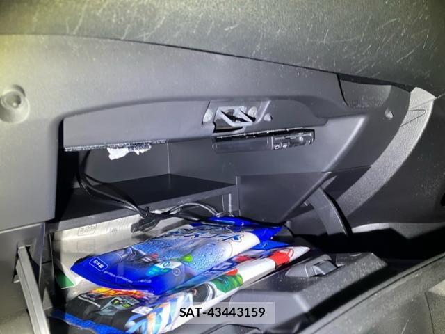 Nissan NOTE 2013-03 7217890-27