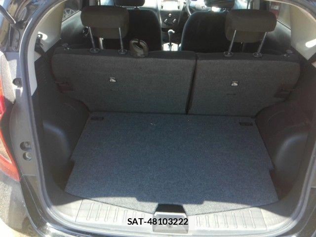 Nissan NOTE 2013-08 7222964-8