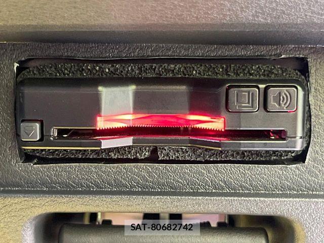 Nissan NOTE 2024-06 7217656-6