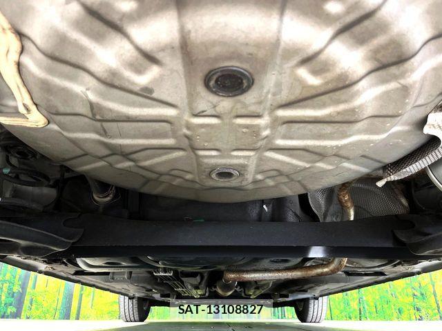Nissan NOTE 2012-12 7222957-18