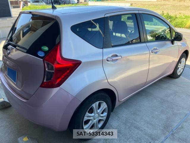 Nissan NOTE 2014-04 7222976-2