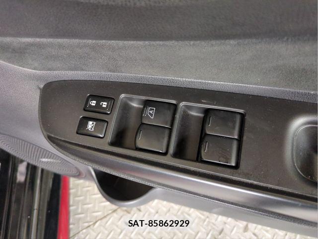 Nissan NOTE 2018-03 7223021-29