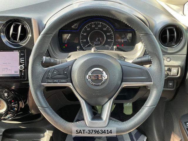 Nissan NOTE 2017-05 7223006-10