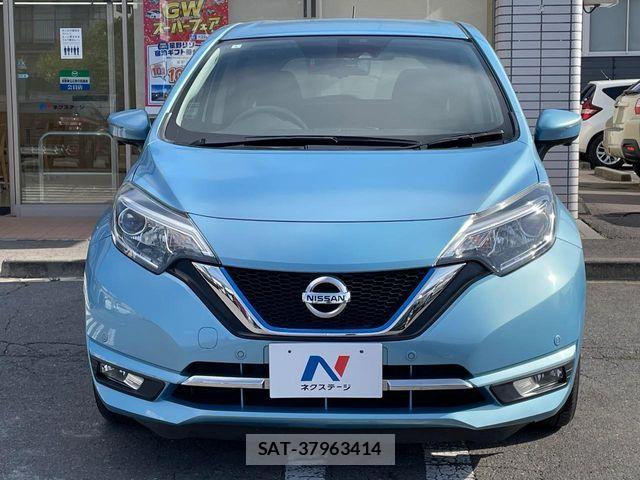Nissan NOTE 2017-05 7223006-13