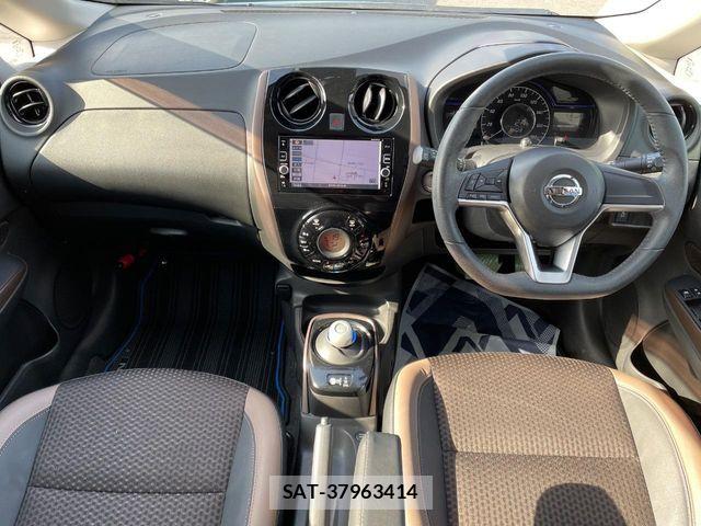 Nissan NOTE 2017-05 7223006-1