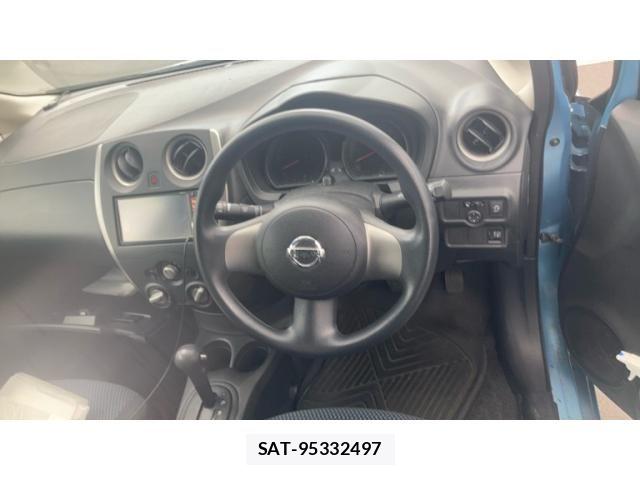 Nissan NOTE 2013-01 7222963-11