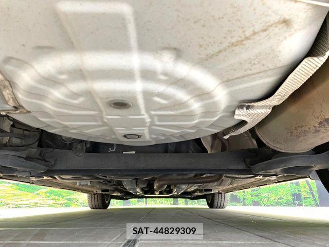 Nissan NOTE 2018-01 7251786-18