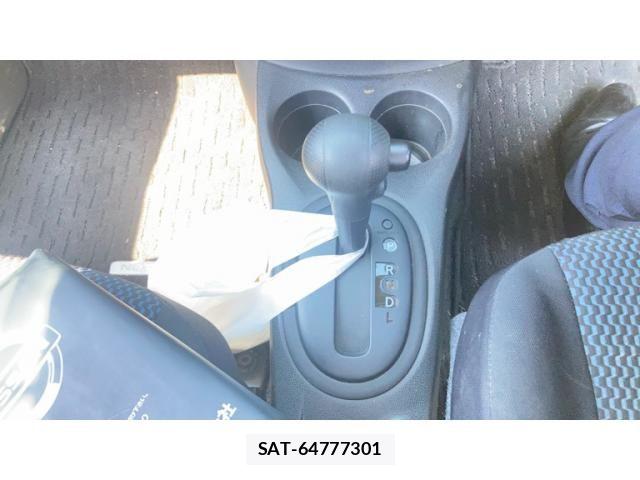 Nissan NOTE 2015-06 7251804-18