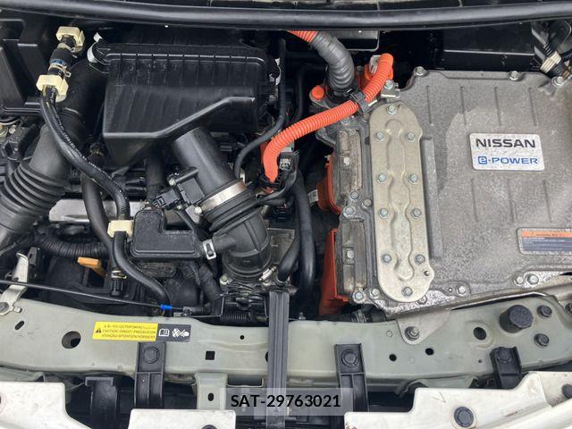 Nissan NOTE 2017-01 7251793-9