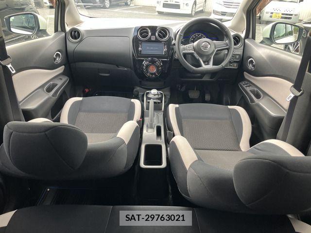Nissan NOTE 2017-01 7251793-4