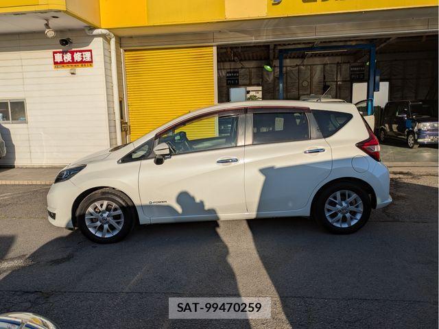 Nissan NOTE 2017-01 7251795-22
