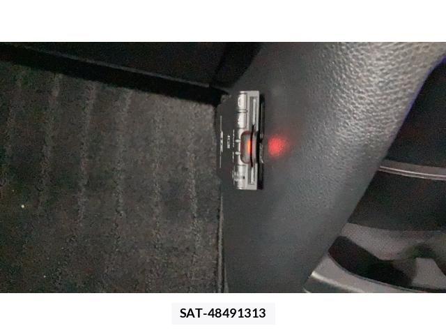 Nissan NOTE 2011-11 7251800-22