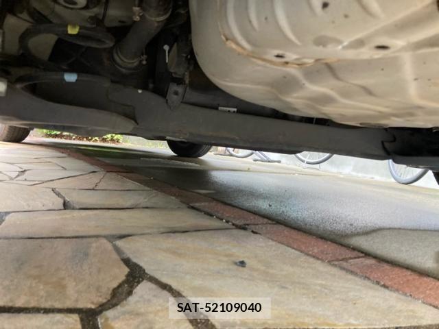 Nissan NOTE 2016-02 7250096-9