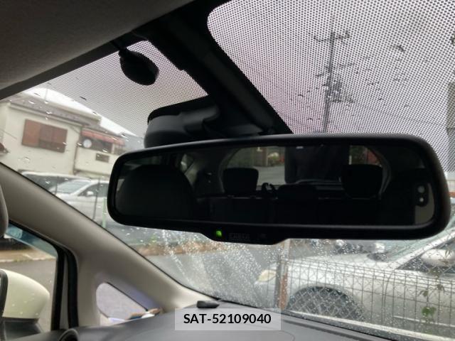 Nissan NOTE 2016-02 7250096-21