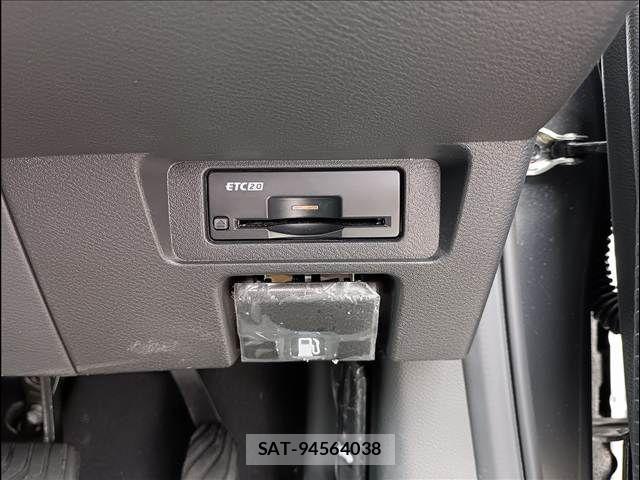 Nissan NOTE 2024-06 7251787-17