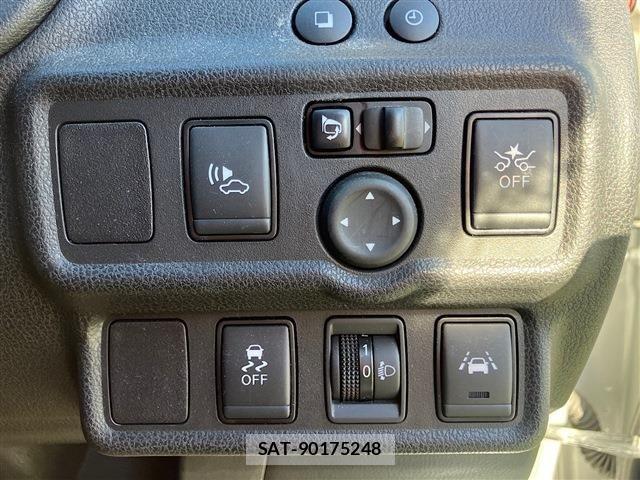 Nissan NOTE 2020-03 7272578-27