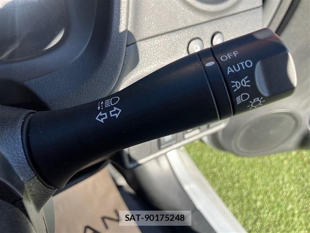 Nissan NOTE 2020-03 7272578-29