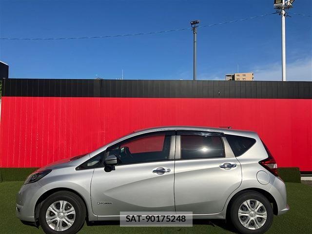 Nissan NOTE 2020-03 7272578-5