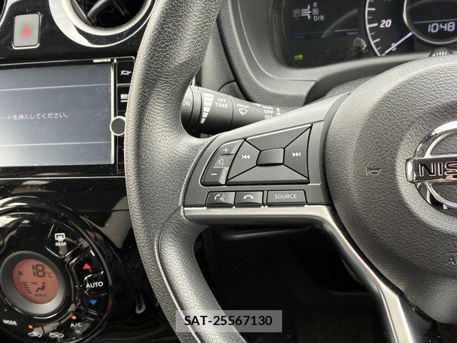 Nissan NOTE 2018-03 7272568-22