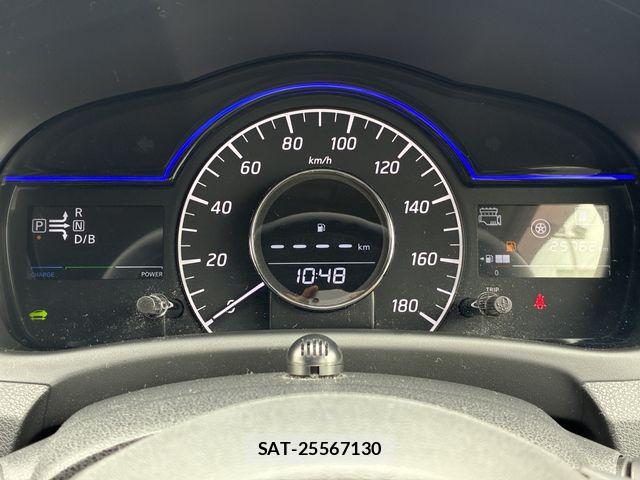 Nissan NOTE 2018-03 7272568-23