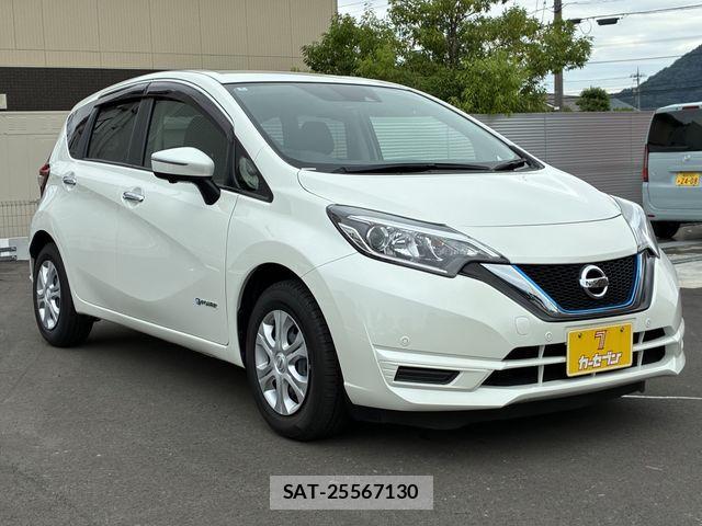 Nissan NOTE 2018-03 7272568-4