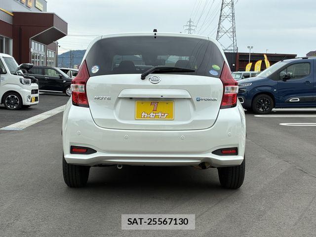 Nissan NOTE 2018-03 7272568-7
