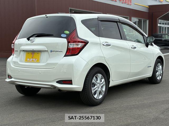 Nissan NOTE 2018-03 7272568-8