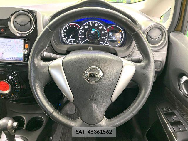 Nissan NOTE 2015-05 7272587-10