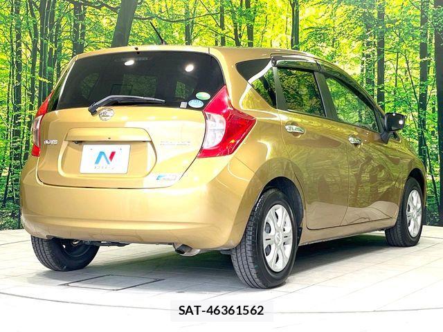 Nissan NOTE 2015-05 7272587-16