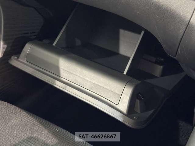 Nissan NOTE 2021-10 7272569-24
