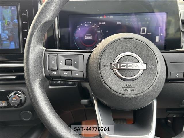 Nissan NOTE 2021-08 7272552-5
